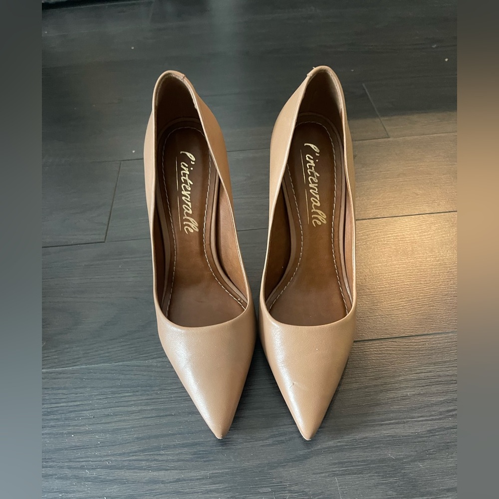 Heels/Pumps